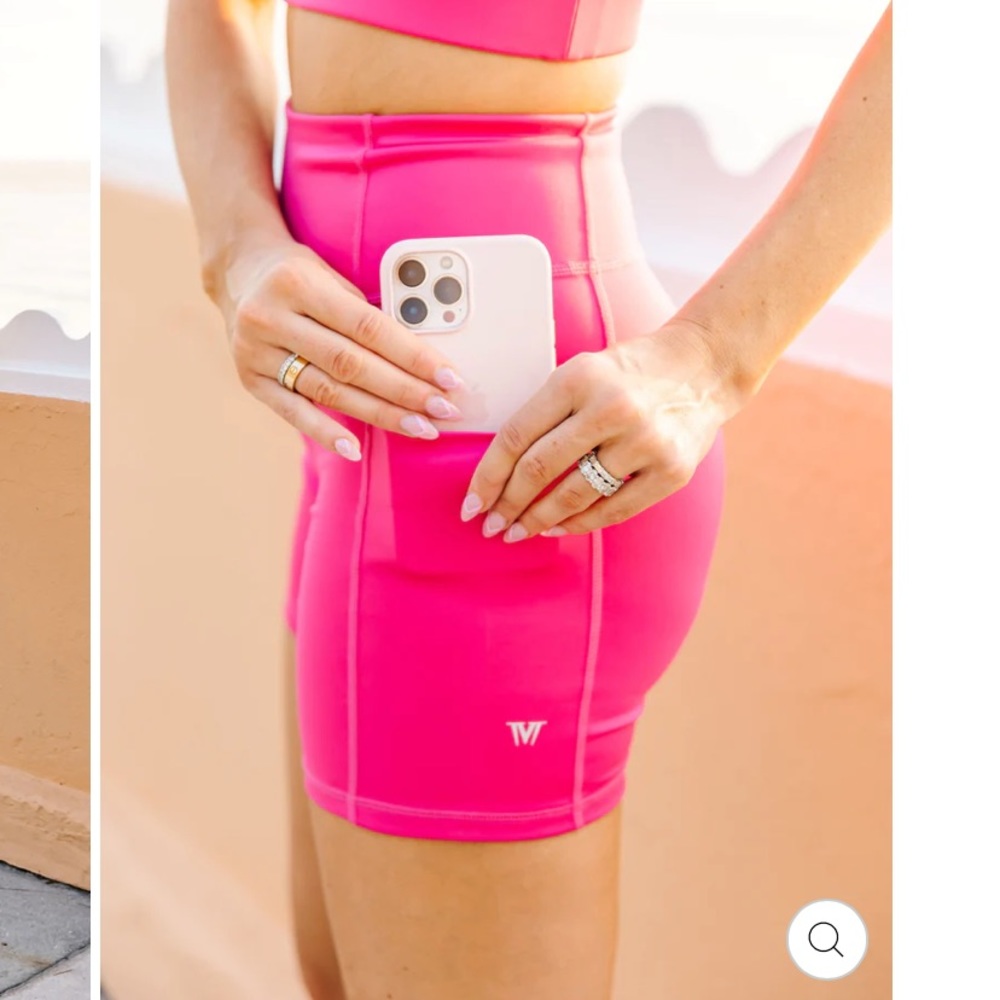 IVL Collective pink Yarrow biker shorts size 6